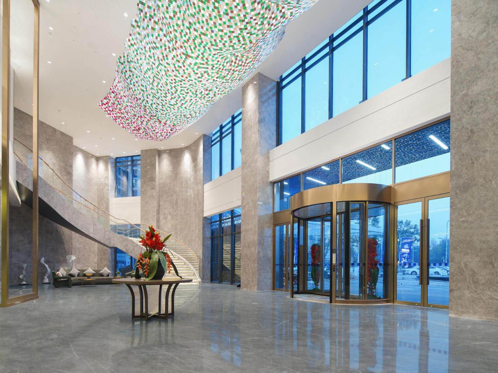 Park Inn By Radisson Nanchong Yilong Star City Plaza المظهر الخارجي الصورة