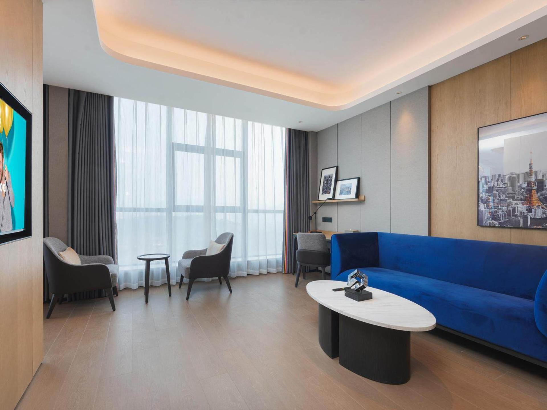 Park Inn By Radisson Nanchong Yilong Star City Plaza المظهر الخارجي الصورة